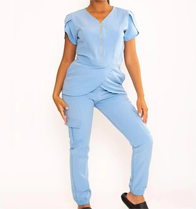 Conjunto de Top y pantalón para mujer, venta al por mayor, conjuntos de uniformes, manga corta, Color sólido, de talla grande, uniforme médico de entrenamiento - Product Image 1