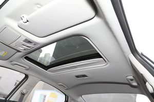 Auto Usado K3 Edición Comfort Diésel Automático 4 Puertas 5 Asientos SUV con Asientos de Cuero Llantas R18 Volante a la Izquierda - Product Image 4