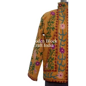 Chaqueta Acolchada de Invierno Elegante para Mujer, Tejida a Mano, con Bordado de Terciopelo, Diseño Suzani Exquisito, Forro de Algodón Suave - Product Image 4