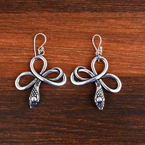Los Mejores Pendientes de Serpiente Góticos de Latón para Mujer, Joyería con Acabado Plateado Oxidado, Dije de Cruz Infinita Estilo Boho, Venta al por Mayor/OEM/ODM - Product Image 5