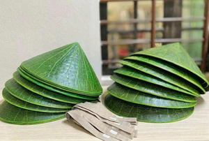 Mini chapeau vietnamien Non La, fait à la main, petit chapeau conique pour souvenir et décoration - Product Image 5