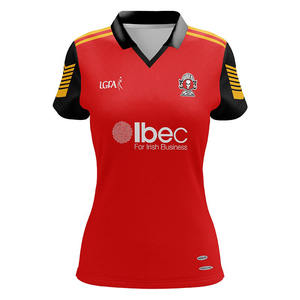 เสื้อโปโลโพลีเอสเตอร์100% ออกแบบได้ตามต้องการแขนสั้นลายทึบ - Product Image 1