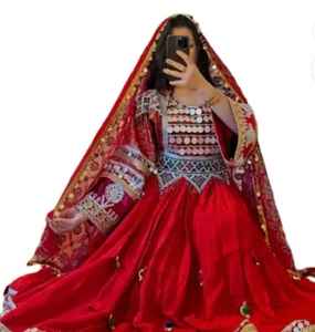 Vestidos Afganos Modernos y Hermosos de la Marca KUCHI, Hechos a Mano con Bordado CHARMA, en Todas las Tallas, Precio al por Mayor - Product Image 2