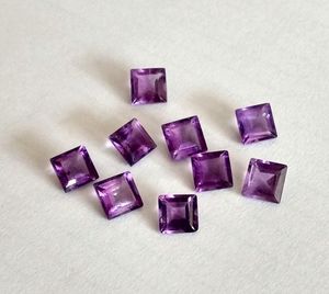 Piedras preciosas naturales de esmeralda de corte cuadrado, piedras sueltas moradas calibradas para joyería con hermoso color amatista - Product Image 5