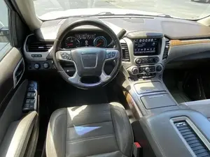 GMC Yukon XL Denali 2020, Volante a la Izquierda, Asientos de Cuero, Neumáticos R19, SUV - Product Image 6