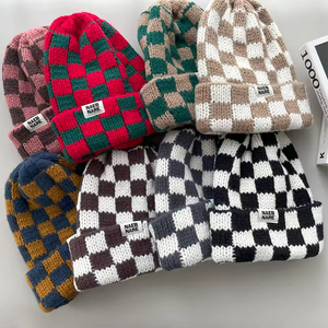 Gorro de Invierno Moderno y Colorido, Grueso, Acrílico, Cálido, Tejido, a Cuadros, con Relieve, Unisex, con Logotipo Personalizado para Adultos - Product Image 1