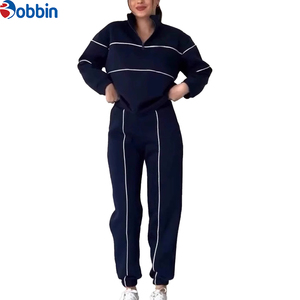Completo Sportivo Invernale Personalizzato di Tendenza, 2 Pezzi <span class=keywords><strong>con</strong></span> Collo Alto e Mezza Zip, <span class=keywords><strong>Felpa</strong></span> e Pantaloni <span class=keywords><strong>con</strong></span> Design a Righe per Donna - Product Image 3