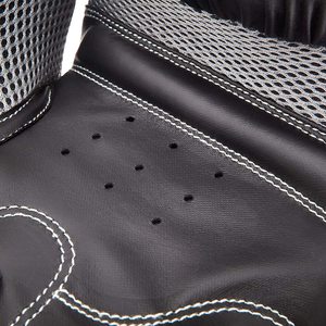 Gants de boxe faits main en PU de qualité supérieure, imperméables, légers, antidérapants, avec sangle de poignet réglable, couleur et logo personnalisables, Pakistan - Product Image 4