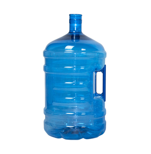 Botella de agua potable PET de 5 galones de plástico libre de BPA con capacidad de 20 litros a precio de fábrica, Mayorista Líder de buena calidad - Product Image 1
