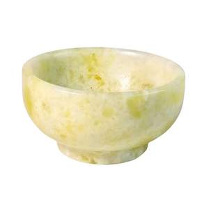 Bol de service en marbre rond profond avec un fini moderne idéal pour servir des salades de fruits apéritifs et des plats gastronomiques - Product Image 2