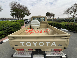 Toyota Land Cruiser 79 Pickup Simple Cabine 2.8L Diesel V6 Automatique 2024 d'occasion, Premier Propriétaire, Conduite à Gauche - Product Image 6