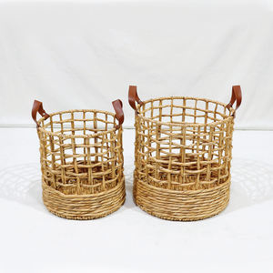 Juego de Cestas de Almacenamiento de Jacinto de Agua Tejido Artex Dong Thap con Asas de Cuero PU (2 piezas) - Product Image 1
