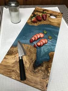 elegant handcrafted resin serving tray <b>with</b> wooden texture live edge wood and resin serving tray for dining presentation - Product Image 6