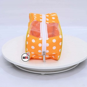 Bolsa de nailon con lunares de lujo informal al por mayor, bolsa de maquillaje con aislamiento térmico para pícnics y aventuras al aire libre - Product Image 4