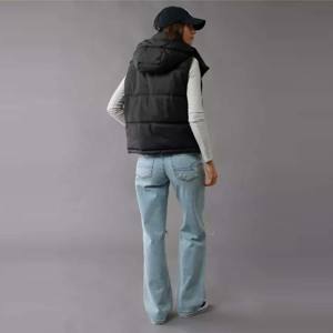 Durable and Lightweight Hooded Black Puffer <b>Vest</b> for <b>Women</b> | Modern Design for <b>Winter</b> Outfits - Product Image 4