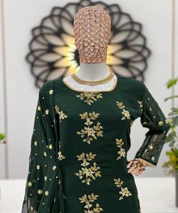 Patrón geométrico elegante Salwar Kameez: Conjuntos elegantes de Salwar kameez con patrones geométricos, ideales para un giro moderno - Product Image 5