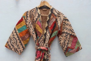 Chaqueta Kantha de algodón para exportador de fabricante indio, abrigo bordado Vintage con corte de trabajo, diseño de letras con apliques de patrón de Kimono - Product Image 5
