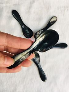 Cuillère en corne au design moderne pour la maison, l'hôtel et le mariage Cuillère de service au prix de gros - Product Image 3