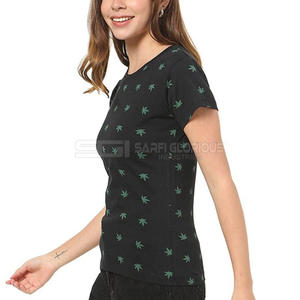 Camiseta de algodón para mujer, de manga corta, holgada, transpirable, cómoda, suave, informal, sencilla, básica, lisa, para uso diario, de verano. - Product Image 3