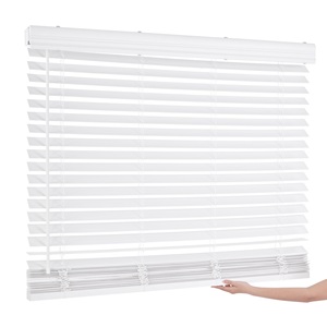 Plaque plate d'installation latérale en plastique sans fil du fabricant vietnamien Stores vénitiens supérieurs ouverts Volets en faux bois - Product Image 6