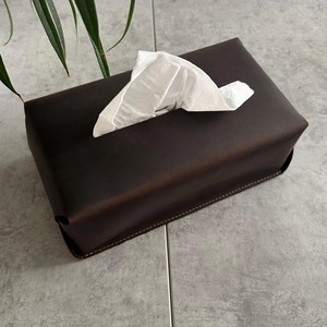 Boîte à mouchoirs en cuir classique moderne de luxe décontractée |   Design carré rectangulaire |   Finition durable |   Couleurs et logo personnalisables | - Product Image 3