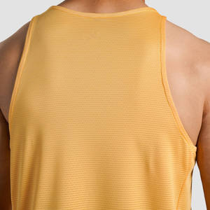 เสื้อกล้ามผู้ชายสไตล์ฮิปฮอปสตรีทแฟชั่น รับผลิตตามสั่ง พิมพ์ลายกราฟิกตามต้องการ ผ้าคอตตอนผสมโพลีเอสเตอร์เนื้อนุ่ม ไม่มีแขน สำหรับเล่นกีฬา รับผลิตแบบ ODM - Product Image 4