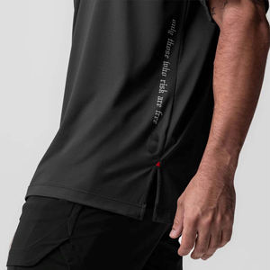 Camiseta extragrande de moda para hombre con ajuste relajado para ropa informal urbana - Product Image 4