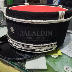 Gorro Moderno de Visera Plana con Parche Personalizado Ideal para Eventos y Promociones Gorra Alemana de Marca con Ajuste Regulable - Product Image 2