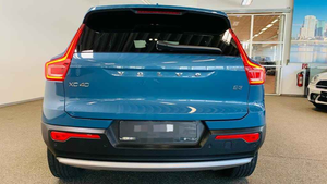 VOL-VO XC40 B3 B 2023 d'occasion, transmission automatique, ACC, PILPT, LED 360°, NAVI, Shzg 163 ch - Product Image 4