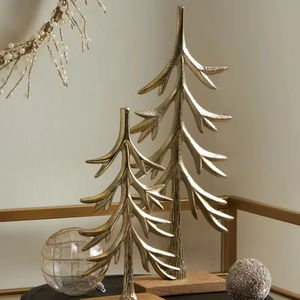 Centro de mesa de Navidad de metal y madera hecho a mano con hermoso arreglo estacional para decoración rústica festiva del hogar - Product Image 1