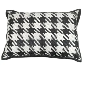 Housses de coussin tressées à la main Oreiller en cuir pur texturé unique Housses de coussin personnalisées Design original Décoration intérieure naturelle faite à la main - Product Image 1