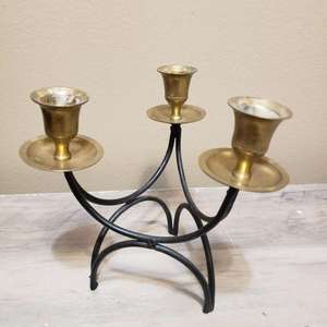 Juego de 2 portavelas Chapado en color negro clásico con uso de material dorado y para decoración de mesa de cena de restaurantes de hotel - Product Image 2