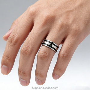 Anillo de Acero Inoxidable de Alta Calidad con Esmalte Negro a Rayas, Estilo Industrial <span class=keywords><strong>Punk</strong></span> para Hombre con Remaches, Joyería de Moda - Product Image 4