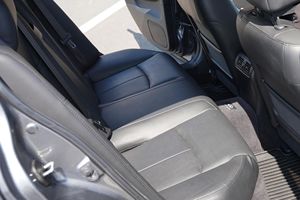 Infiniti G37x berline d'occasion 2014, conduite à gauche, norme d'émission Euro IV, 5 places - Product Image 2