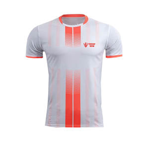 เสื้อฟุตบอลผ้าโพลีเอสเตอร์สำหรับผู้ชายเสื้อกีฬากลางแจ้งแบบแห้งเร็วน้ำหนักเบาระบายอากาศได้ดีผลิตตามสั่ง100% โลโก้ด้านหน้าสำหรับผู้ชาย - Product Image 1