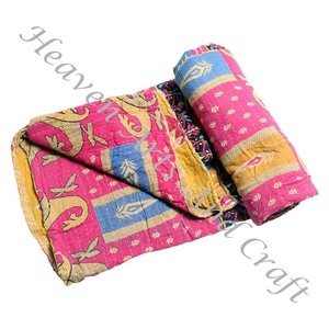 Venta caliente hecho a mano Kantha edredón Gudari oro proveedor algodón impreso para uso doméstico y hotelero venta al por mayor GD2246 estilo indio - Product Image 4