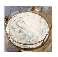 Forme et taille personnalisées, plateau en métal luxueux fait à la main avec lot de 3 pour mariage et tous les événements plateau de serveur de nourriture en Inde