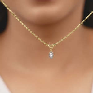Pendentif en or simplement diamant Design de bijoux élégants pour femmes - Product Image 1
