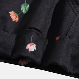 เสื้อฮู้ดผ้าฝ้ายแบบมีกระเป๋าพิมพ์ลายดอกไม้สำหรับผู้ชาย - Product Image 6