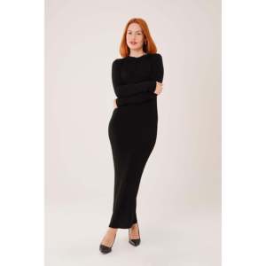 Robe moulante côtelée noire en gros, élément de mode simple, longue en tricot - Product Image 5