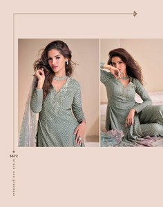 LA NOUVELLE SÉRIE AAYNA LANCÉE PRÉSENTE LE TOP PALAZOO ET LE DUPATTA AVEC LES MANCHES EN FAUSSE DE REMBOURRAGE LOURD - Product Image 2