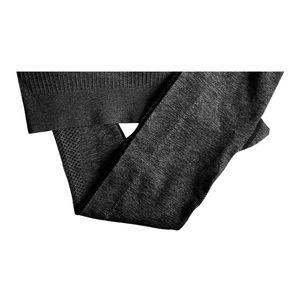 Conjunto Deportivo para Mujer con Soporte Alto, Tirantes en Y, Cuello en U, Color Sólido, para Gimnasio y Entrenamiento, con Relleno Extraíble en el Pecho y Laterales Personalizables - Product Image 5