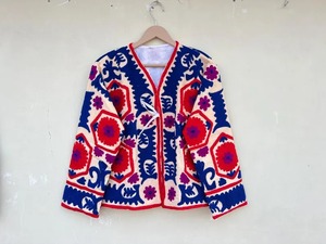 เสื้อแจ็คเก็ตผ้าฝ้ายปักมือสไตล์อินเดียสำหรับผู้หญิง เสื้อโค้ทฤดูหนาวพร้อมลายปักสุซานีแบบสั้น เสื้อโค้ทผู้หญิงลายปักสุซานี - Product Image 5