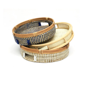 Vente en gros du meilleur choix Plateau de service en jonc de mer artisanal de belle conception tendance pour la décoration de restaurant à la maison Fabriqué au Vietnam Usine - Product Image 1