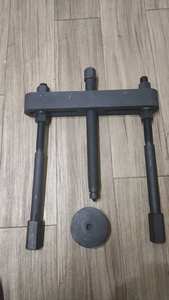 Extractor de Cubo de Rueda de Acero al Carbono de Alta Resistencia para Camiones Clase 6-8, Negro, 1 Año de Garantía - Product Image 3