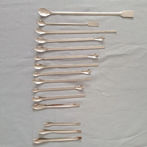 Venta al por mayor directa de fábrica Dental compuesto resina relleno espátula azul titanio recubierto sonda escalador conjunto 6 uds instrumentos médicos - Product Image 3