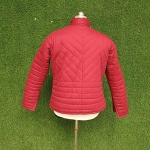 Manteau Gambeson médiéval d'hiver XL pour reconstitution historique Produit fini rembourré épais et confortable au design durable Vente en gros - Product Image 2