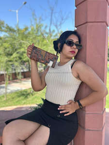 Cheveux sur la peau fourrure cuir pochette outillé à la main sculpture portefeuille motif occidental Vintage cuir de vachette cartes argent portefeuille cadeaux - Product Image 2