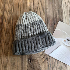 Beanie Caps Unisex en diseño de logotipo personalizado Color sólido Precio al por mayor Winter Street Personalizar Servicio Sombreros Gorras de invierno - Product Image 5