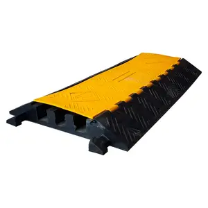 Heavy Duty PVC 3-Channel Cable Protector Ramp 90 x 55 x 5.5 cm Highway Roadway Entrance Safety ILT5835